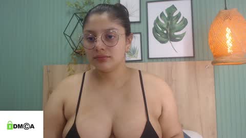 Snapshot of george_jonnes69 chatting on January 2025 10:20:02 AM Geo J online show from January 2025 10:20:02 AM