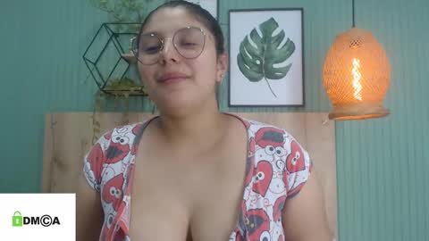 Snapshot of george_jonnes69 chatting on February 2025 12:55:02 PM Geo J online show from February 2025 12:55:02 PM
