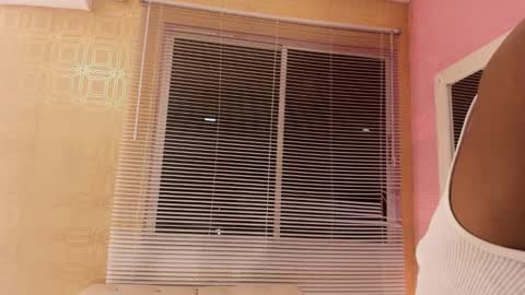 G E O R G E online show from November 2025 05:07:01 AM