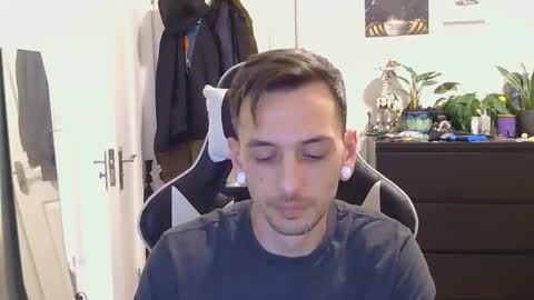 georgek0011 online show from January 2026 09:18:02 PM