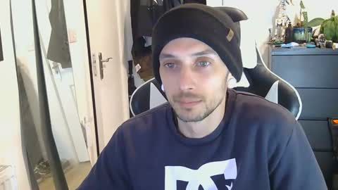 georgek0011 online show from March 2026 11:23:02 PM