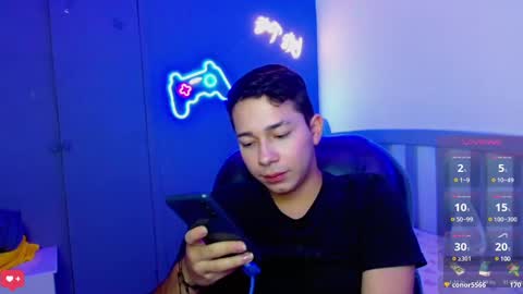 GEORGE online show from January 2025 01:00:01 AM