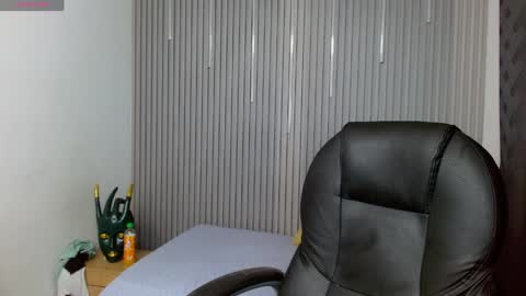 Snapshot of georgesmith_1 chatting on April 2026 03:31:02 AM GEORGE online show from April 2026 03:31:02 AM
