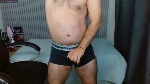 Snapshot of georgesmith_1 chatting on April 2026 01:41:01 AM GEORGE online show from April 2026 01:41:01 AM