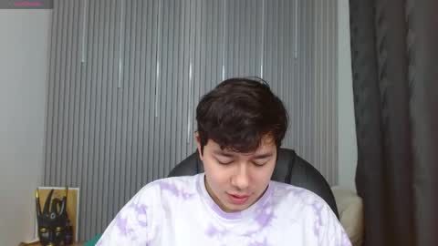 Snapshot of georgesmith_1 chatting on May 2026 04:18:01 AM GEORGE online show from May 2026 04:18:01 AM
