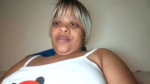 Snapshot of georgina_brownie chatting on October 2025 02:37:02 AM georgina_brownie online show from October 2025 02:37:02 AM