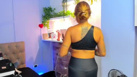 Georgina Coule online show from February 2025 12:15:02 PM