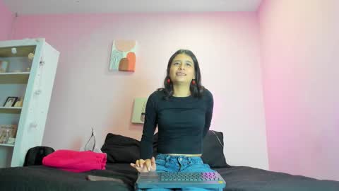 Snapshot of georgina_ferri_ chatting on October 2025 05:10:02 PM GEORGINA FERRI online show from October 2025 05:10:02 PM