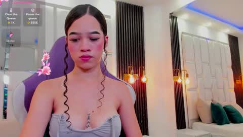 Georgina Kloss  online show from February 2026 06:26:02 PM