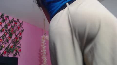 Georgi online show from November 2025 12:07:01 PM