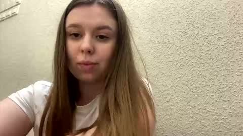 georginagina online show from December 2025 08:57:01 PM