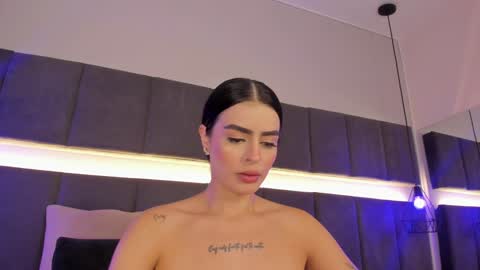 Snapshot of georginna_sins chatting on January 2025 11:00:02 PM Kendal online show from January 2025 11:00:02 PM