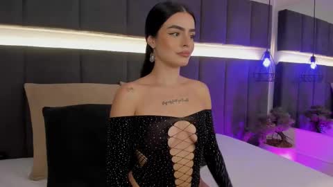 Snapshot of georginna_sins chatting on February 2025 10:32:01 PM Kendal online show from February 2025 10:32:01 PM