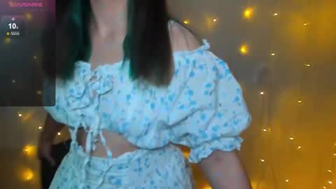 Snapshot of gerda_bloempje chatting on December 2024 06:05:02 PM Gerda online show from December 2024 06:05:02 PM