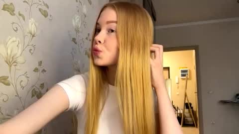 Amelia online show from October 2025 09:43:01 AM