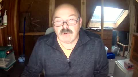 Snapshot of germany_50 chatting on October 2025 04:37:01 PM germany_50 online show from October 2025 04:37:01 PM