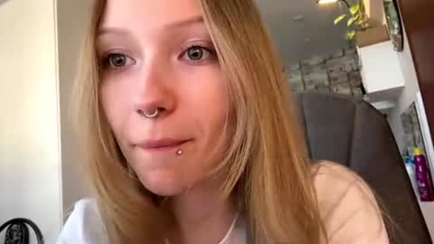 Sophie online show from June 2026 05:21:02 AM