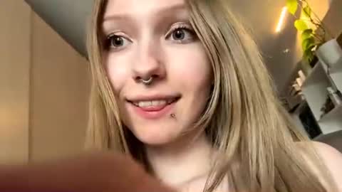 Sophie online show from June 2026 10:15:01 AM