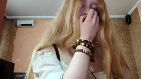 Kate online show from May 2026 10:37:01 PM