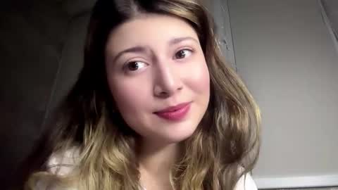 Snapshot of gertudewinfough chatting on December 2025 04:12:02 PM Diana online show from December 2025 04:12:02 PM