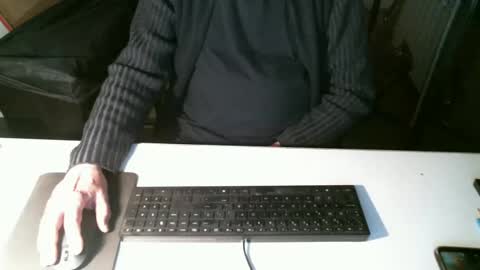 Snapshot of getz62 chatting on January 2025 08:54:02 AM getz62 online show from January 2025 08:54:02 AM