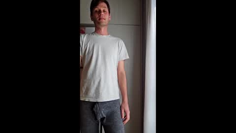 Snapshot of ggggu495826 chatting on February 2026 05:28:02 PM ggggu495826 online show from February 2026 05:28:02 PM