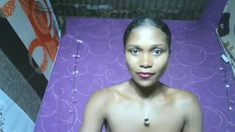 gggloria online show from May 2026 06:41:02 AM