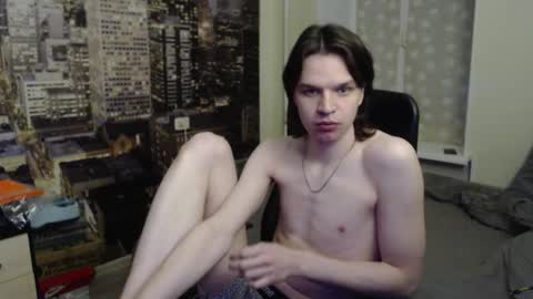 Snapshot of ghostfacefriends chatting on December 2025 01:33:01 AM Fedya online show from December 2025 01:33:01 AM