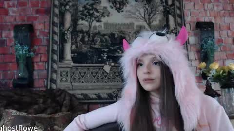 Snapshot of ghostflower chatting on September 2025 05:59:02 PM ghostflower online show from September 2025 05:59:02 PM