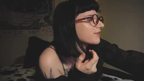 ghoticspectre online show from January 2026 05:05:01 PM