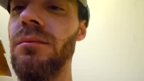 Snapshot of ghuntz22 chatting on November 2025 09:53:01 AM ghuntz22 online show from November 2025 09:53:01 AM