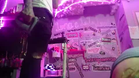 ghxstface23 online show from March 2026 04:40:02 AM