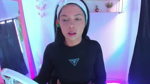 giaaaa   online show from March 2026 10:05:02 PM