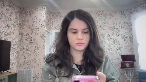 Snapshot of gia_is_horny chatting on December 2024 07:52:02 PM The Queen of Squirt online show from December 2024 07:52:02 PM