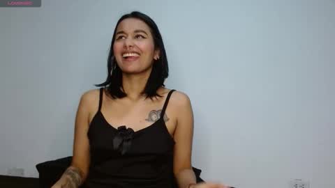 Gia Lee online show from October 2025 04:37:01 AM