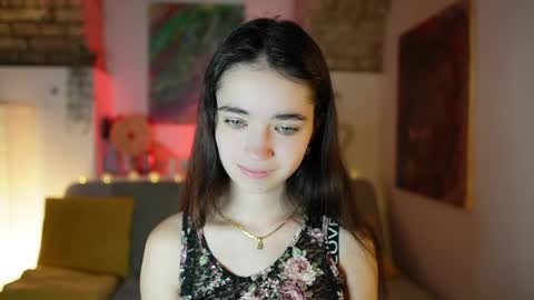 Snapshot of gia_paige18 chatting on January 2025 12:35:02 PM Gia Paige18 online show from January 2025 12:35:02 PM