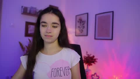 Snapshot of gia_paige18 chatting on November 2025 09:11:01 AM Gia Paige18 online show from November 2025 09:11:01 AM