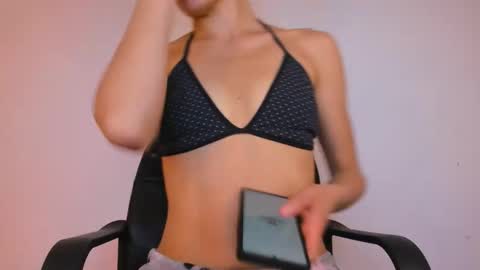 GIA WHITE Independet  online show from September 2025 02:44:02 AM