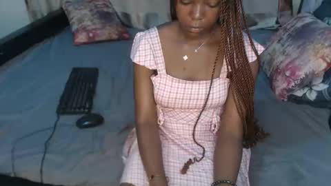 giabena4 online show from May 2026 05:35:01 AM