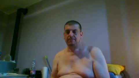 Snapshot of giaco1982 chatting on June 2026 04:04:02 AM samuel online show from June 2026 04:04:02 AM