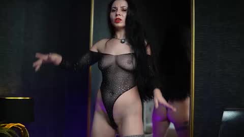 Snapshot of giaeasyice chatting on December 2025 07:09:01 PM Gia online show from December 2025 07:09:01 PM