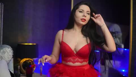  Gia  online show from April 2026 05:51:02 PM