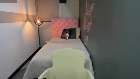 G I A  FOX online show from December 2024 11:50:02 AM