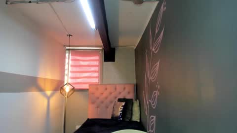 G I A  FOX online show from January 2025 06:45:01 PM