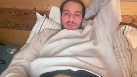 Snapshot of gian22344 chatting on December 2025 01:23:02 AM gian22344 online show from December 2025 01:23:02 AM