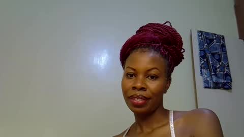 Snapshot of gianna_012 chatting on September 2025 04:52:01 PM ENNY online show from September 2025 04:52:01 PM