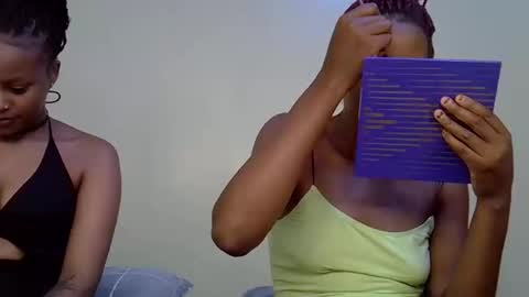 Snapshot of gianna_012 chatting on September 2025 02:42:02 PM ENNY online show from September 2025 02:42:02 PM