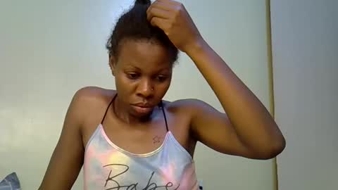 Snapshot of gianna_012 chatting on September 2025 02:26:02 AM ENNY online show from September 2025 02:26:02 AM