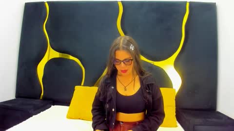 Snapshot of giannajohnson chatting on November 2025 03:10:02 AM GiannaJohnson online show from November 2025 03:10:02 AM