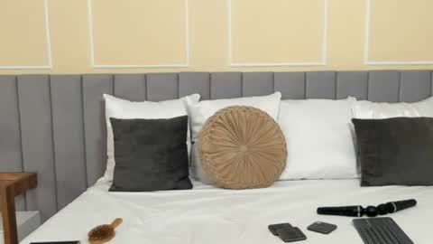 giannanoir online show from June 2026 12:09:02 AM
